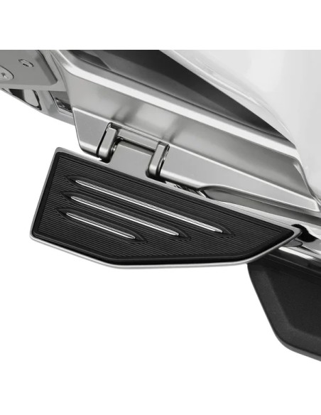 SHOW CHROME Trittbretter - Detailansicht