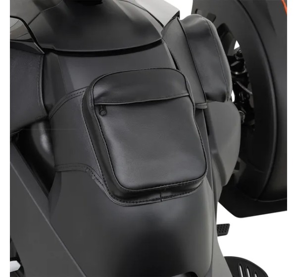 SHOW CHROME Schutzblech- und Tank-Taschen - Detailansicht