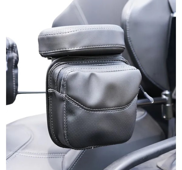 SHOW CHROME Spezialtaschen - Einbaubeispiel