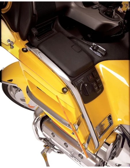 SHOW CHROME Karosserieteile & Schutzbleche - Detailansicht