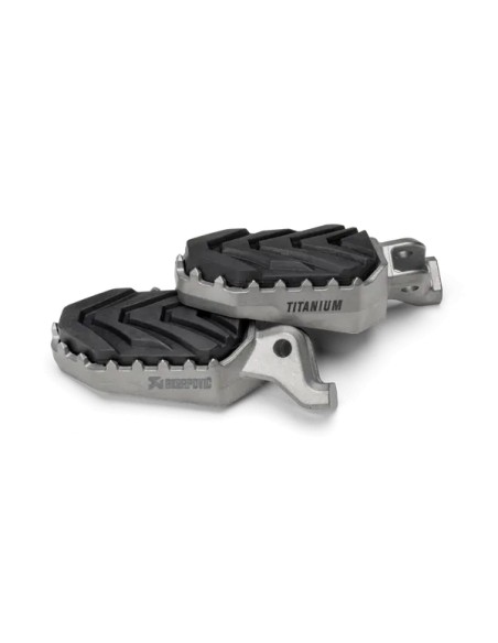 AKRAPOVIC Fußrasten - Detailansicht