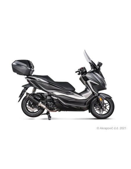 AKRAPOVIC Endschalldämpfer - Einbaubeispiel