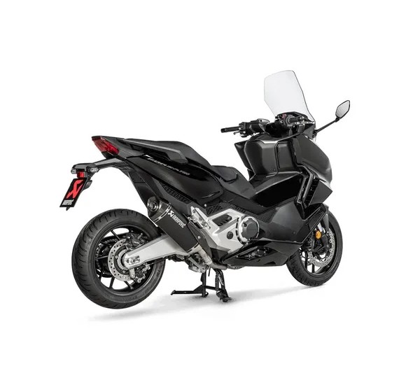AKRAPOVIC Endschalldämpfer - Einbaubeispiel