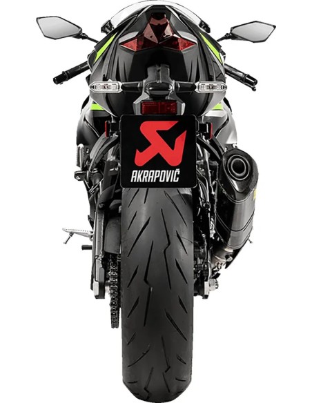AKRAPOVIC Endschalldämpfer - Detailansicht