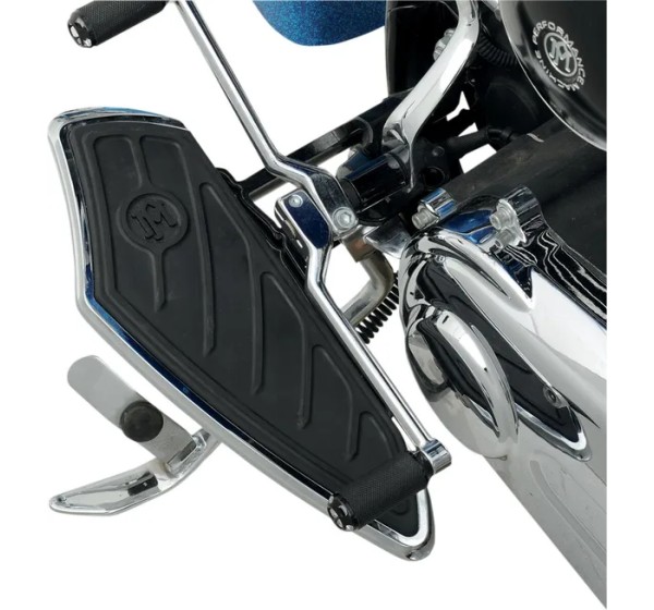 PERFORMANCE MACHINE (PM) Trittbretter - Einbaubeispiel