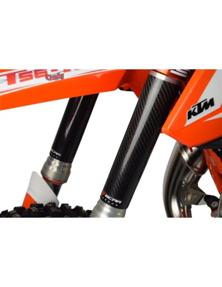 SCAR RACING Federung vorne - Detailansicht