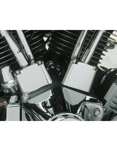 KURYAKYN Motordeckel - Einbaubeispiel