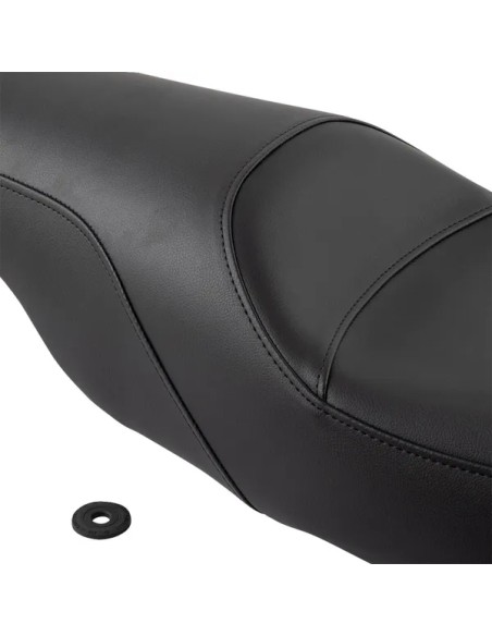 SADDLEMEN Sitzbänke - Detailansicht