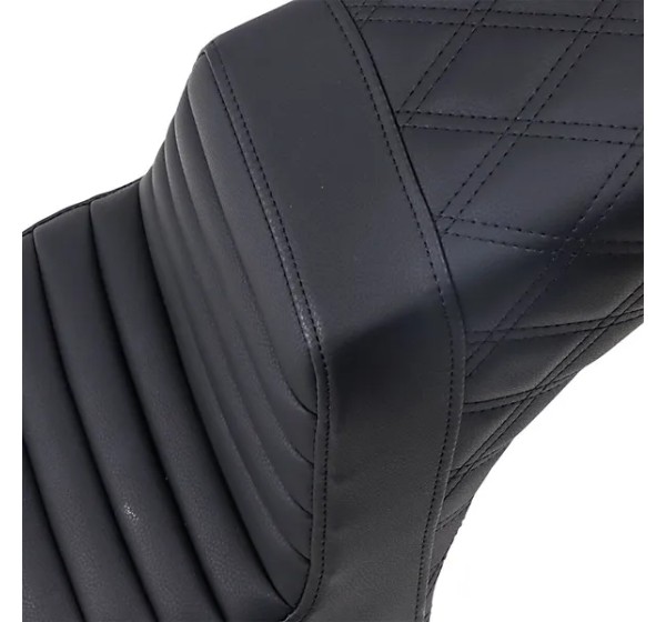 SADDLEMEN Sitzbänke - Detailansicht