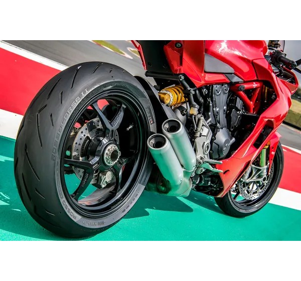 PIRELLI Reifen - Detailansicht