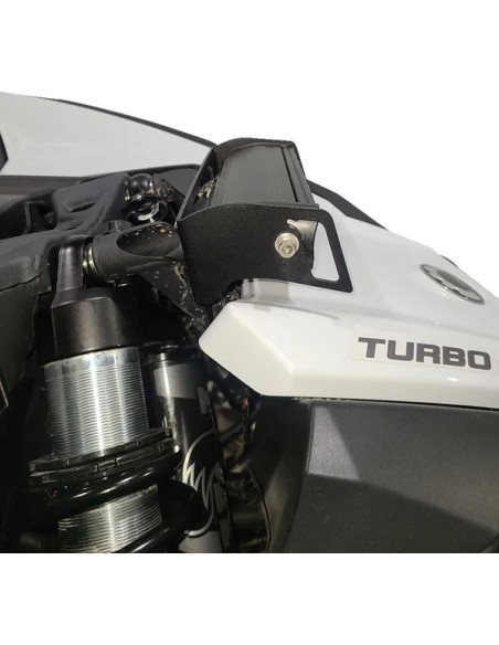 MOOSE OFFROAD FOUR WHEEL Abdeckungen & Halterungen - Einbaubeispiel