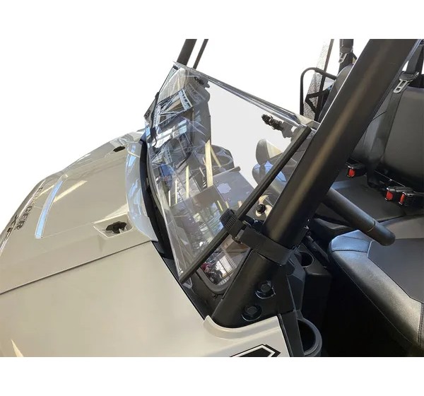 MOOSE OFFROAD FOUR WHEEL Windschilde - Einbaubeispiel