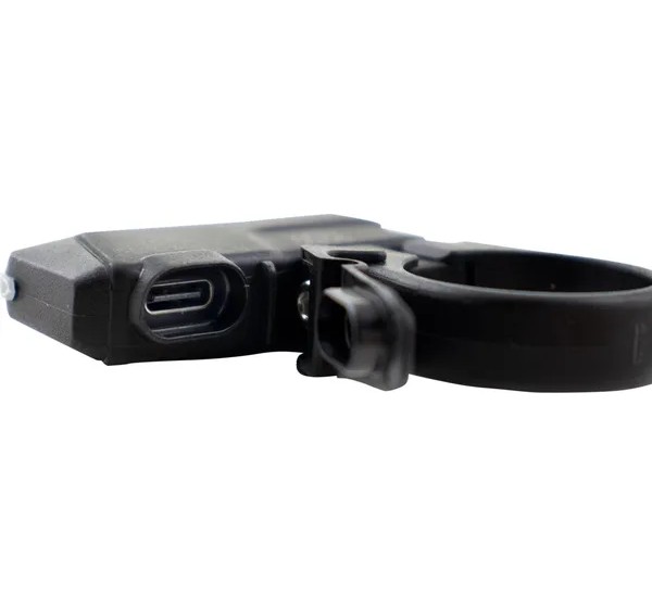 KOSO NORTH AMERICA Power-Adapter - Detailansicht
