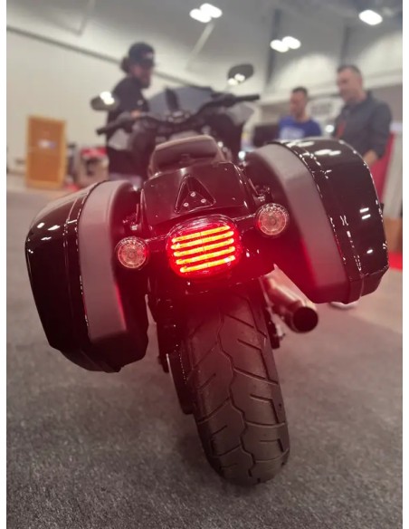 CUSTOM DYNAMICS Rück- und Bremslichter - Detailansicht