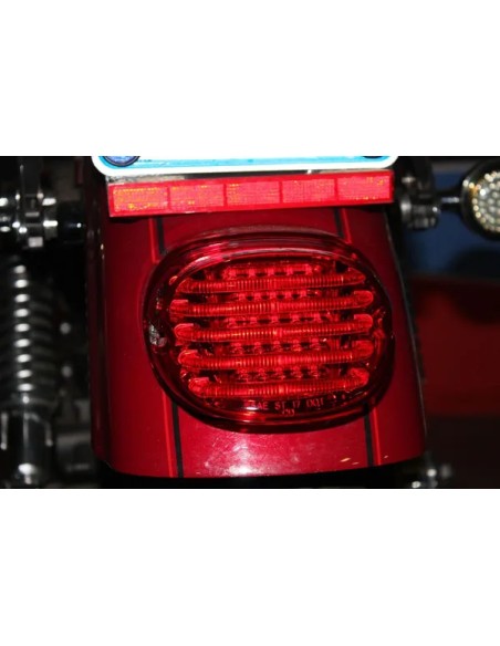 CUSTOM DYNAMICS Rück- und Bremslichter - Detailansicht