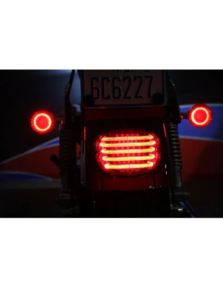 CUSTOM DYNAMICS Rück- und Bremslichter - Einbaubeispiel