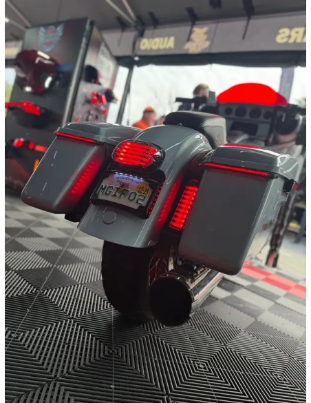 CUSTOM DYNAMICS Rück- und Bremslichter Bild 9