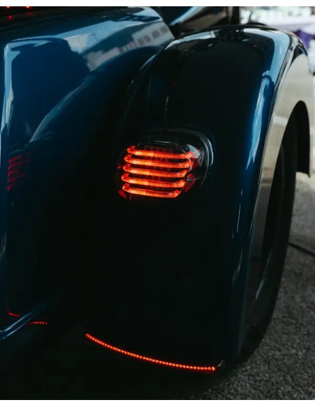 CUSTOM DYNAMICS Rück- und Bremslichter Bild 14
