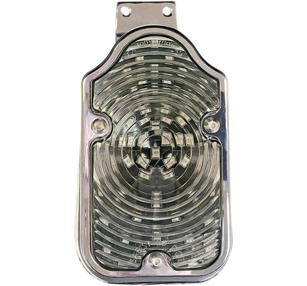 CUSTOM DYNAMICS Rück- und Bremslichter - Einbaubeispiel
