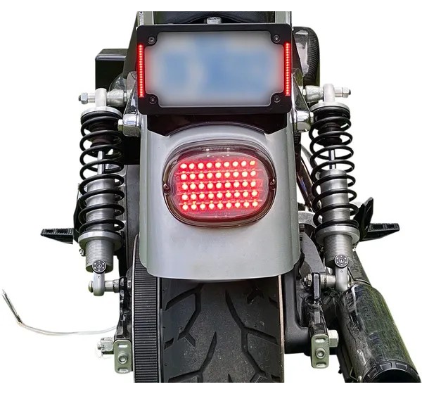 CUSTOM DYNAMICS Rück- und Bremslichter Bild 5
