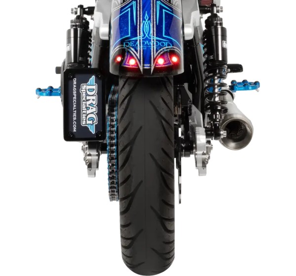 CUSTOM DYNAMICS Kennzeichen - Einbaubeispiel