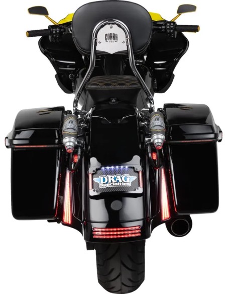 CUSTOM DYNAMICS Rück- und Bremslichter - Einbaubeispiel