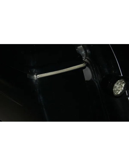 CUSTOM DYNAMICS Rück- und Bremslichter - Einbaubeispiel