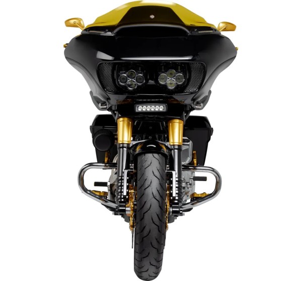 CUSTOM DYNAMICS Zusatzbeleuchtung - Einbaubeispiel