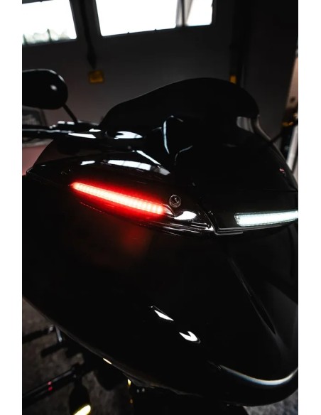 CUSTOM DYNAMICS Zusatzbeleuchtung Bild 6