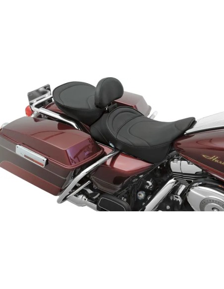 DRAG SPECIALTIES SEATS Sitzbänke - Einbaubeispiel