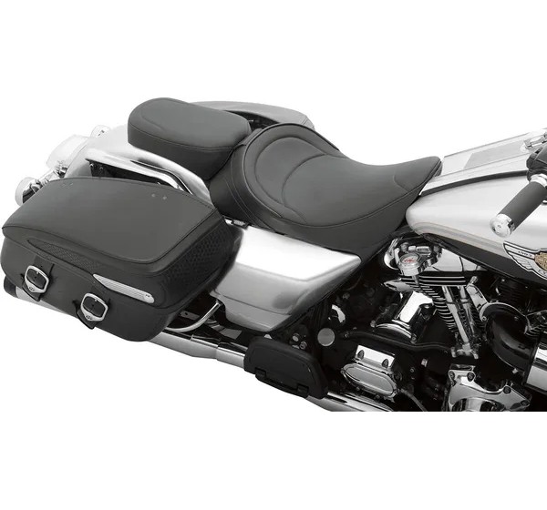 DRAG SPECIALTIES SEATS Sitzbänke - Einbaubeispiel