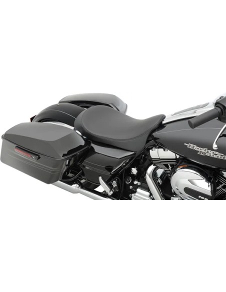 DRAG SPECIALTIES SEATS Sitzbänke - Einbaubeispiel