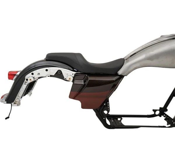 DRAG SPECIALTIES SEATS Sitzbänke - Einbaubeispiel