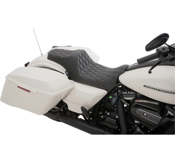 DRAG SPECIALTIES SEATS Sitzbänke - Detailansicht