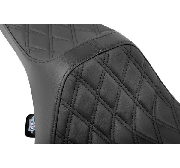 DRAG SPECIALTIES SEATS Sitzbänke - Einbaubeispiel