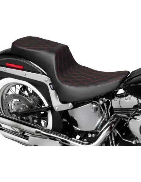 DRAG SPECIALTIES SEATS Sitzbänke - Einbaubeispiel