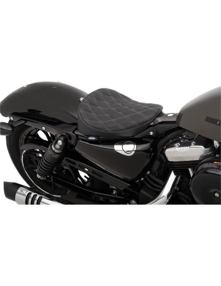DRAG SPECIALTIES SEATS Sitzbänke - Einbaubeispiel