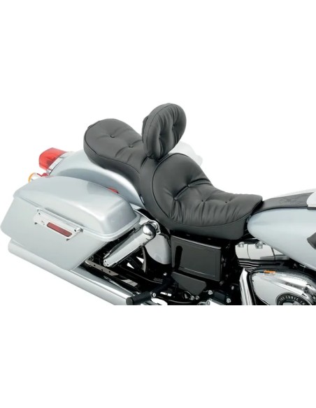 DRAG SPECIALTIES SEATS Sissybars - Einbaubeispiel