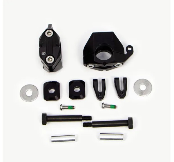 GILLES TOOLING Risers - Detailansicht