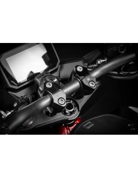 GILLES TOOLING Risers - Detailansicht