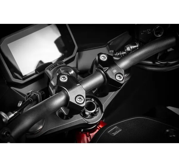 GILLES TOOLING Risers - Detailansicht