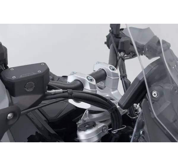 SW-MOTECH Risers - Einbaubeispiel