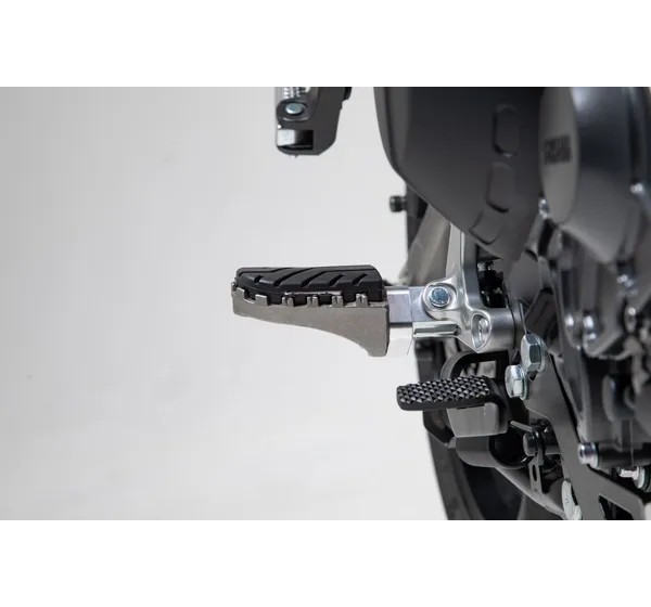 SW-MOTECH Fußrasten für YAMAHA MT-09 ABS 2021-2022