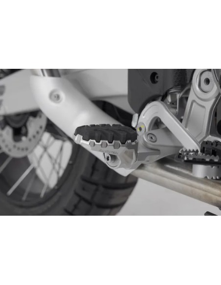 SW-MOTECH Fußrasten für YAMAHA XTZ 700 T 2023-2024