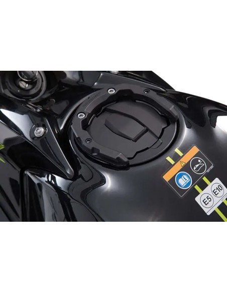 SW-MOTECH Schutzblech- und Tank-Taschen - Einbaubeispiel