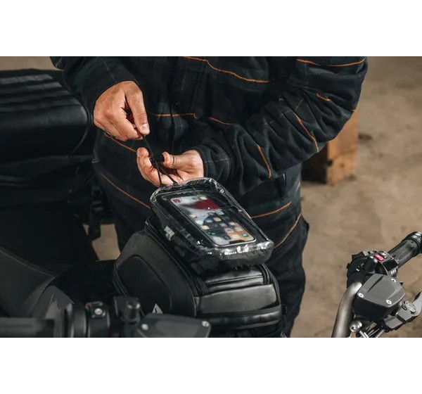 SW-MOTECH Schutzblech- und Tank-Taschen - Einbaubeispiel