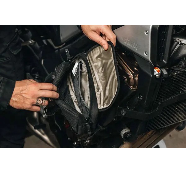 SW-MOTECH Spezialtaschen - Einbaubeispiel