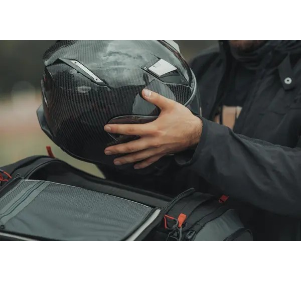 SW-MOTECH Hecktaschen - Einbaubeispiel
