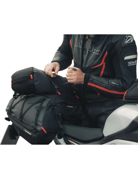 SW-MOTECH Hecktaschen - Einbaubeispiel