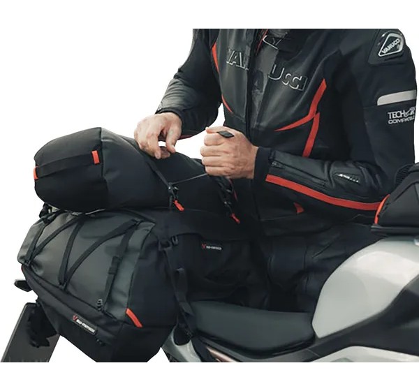 SW-MOTECH Hecktaschen - Einbaubeispiel
